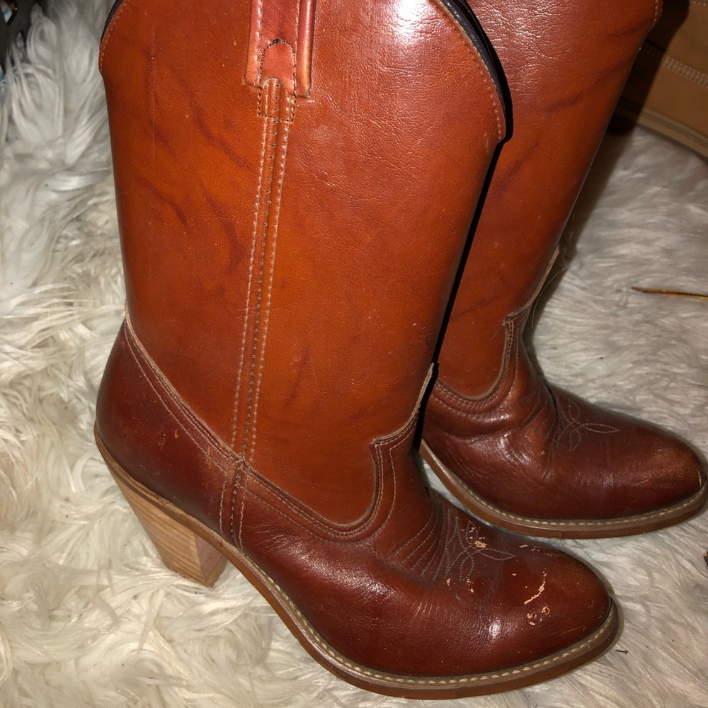 Women’s Size 6 Cowboy Boots